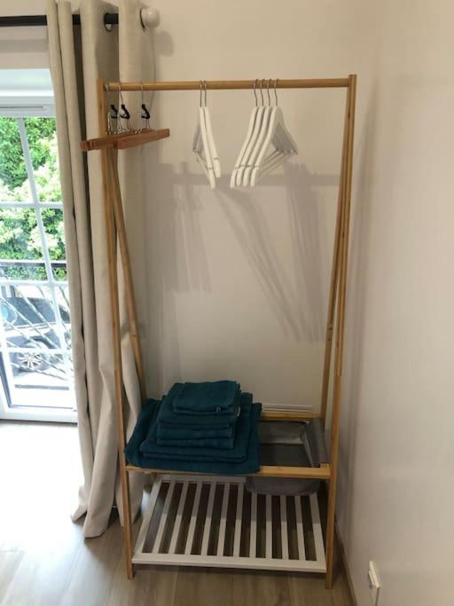 L'Impasse, T2 Neuf Et Bien Equipe, Plein Coeur De Maincy Apartman Kültér fotó